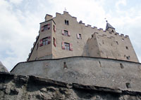 Castello di Brunico nell'area di vacanze Plan de Corones