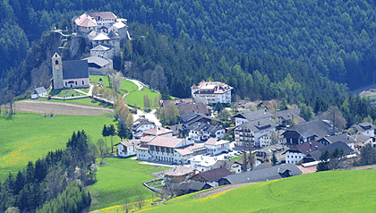 rodeneck dorf
