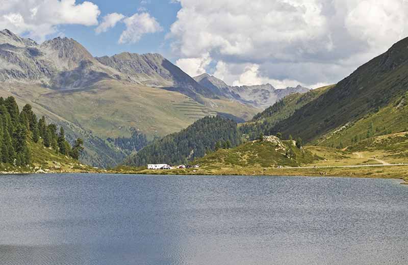 Il lago Obersee al Passo Stalle