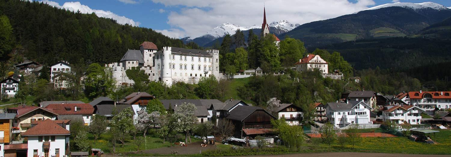 Chienes in Val Pusteria